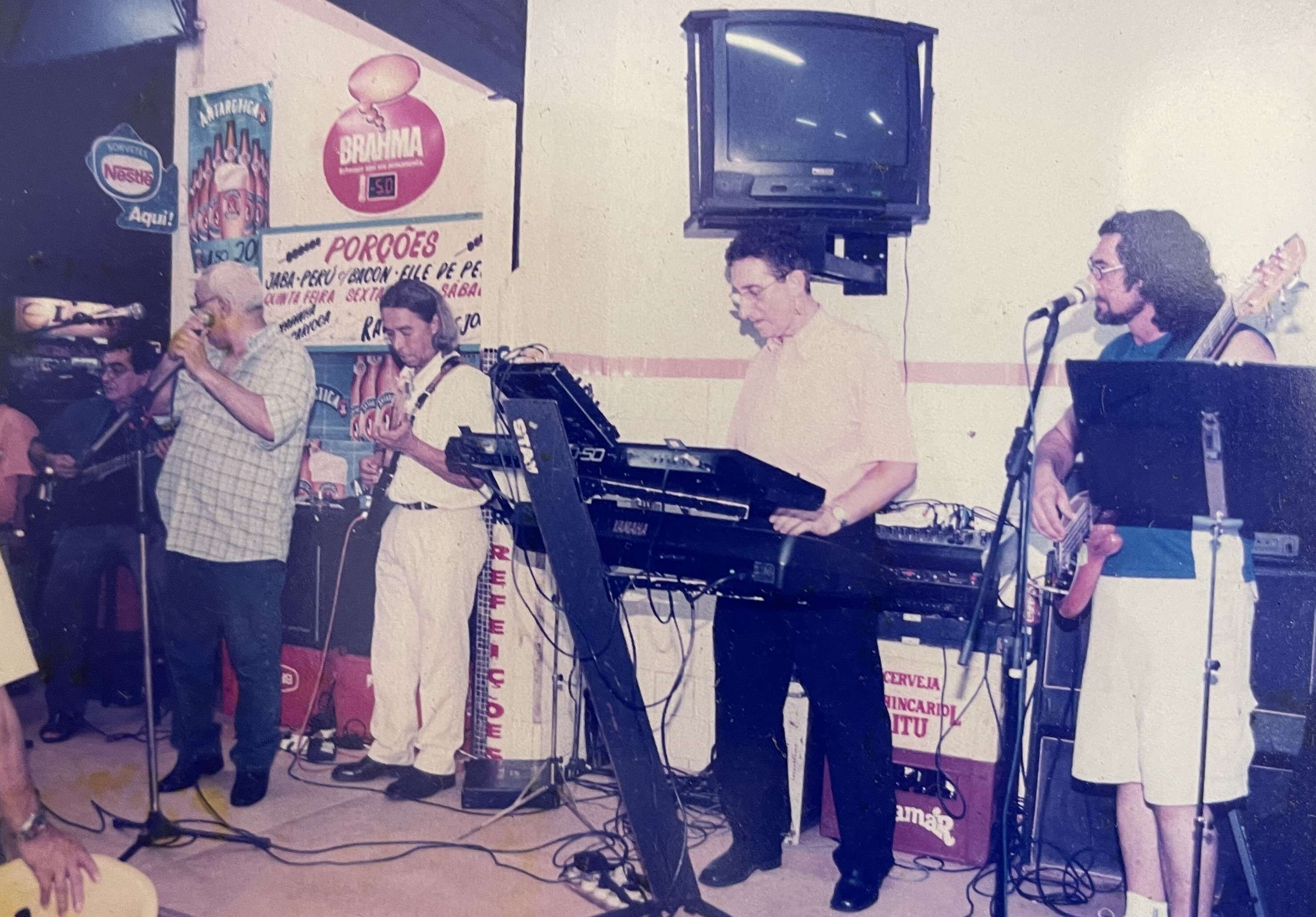 Cine Bar - Anos 2000