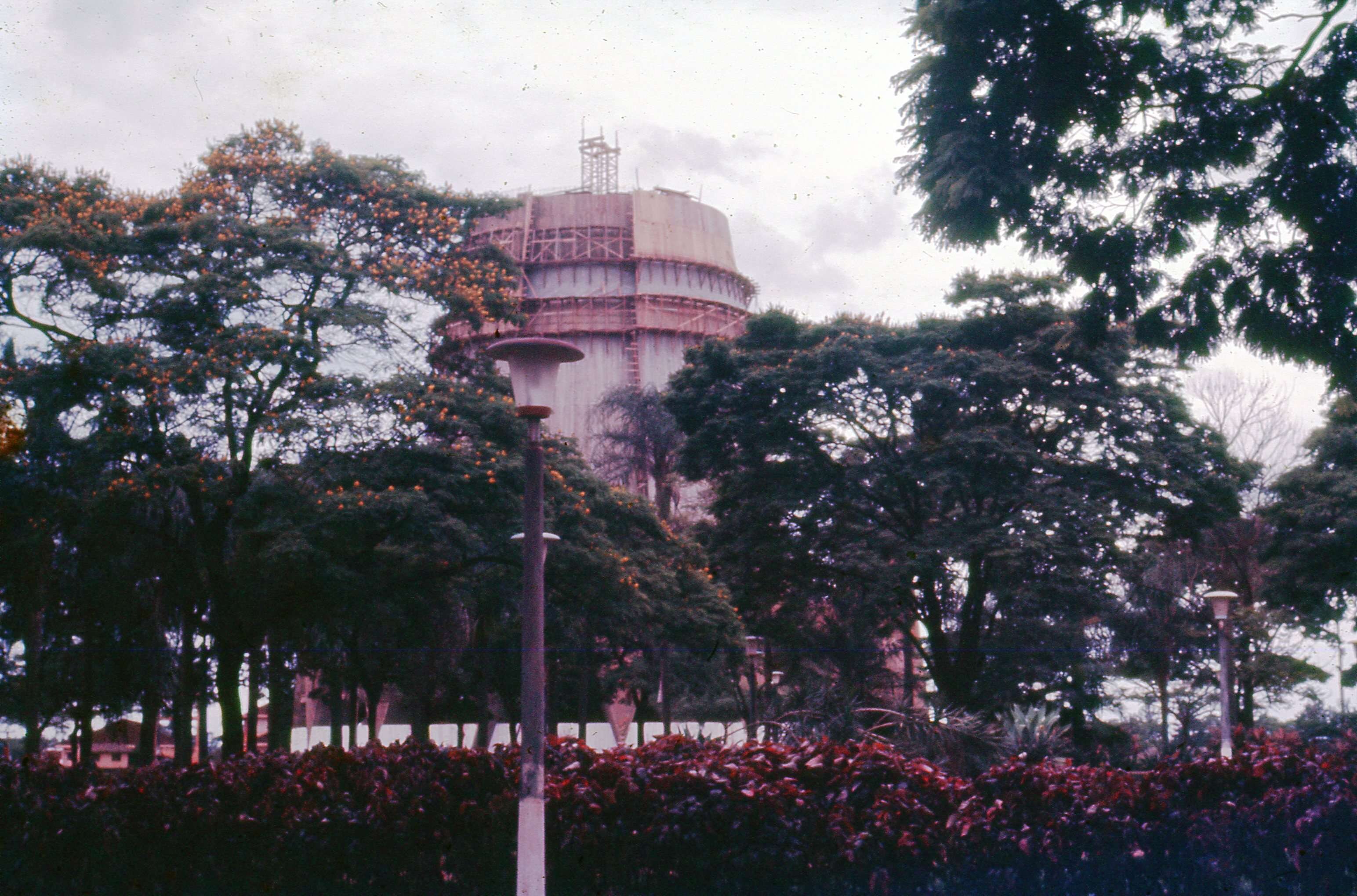 Catedral em construção - Início dos anos 1970