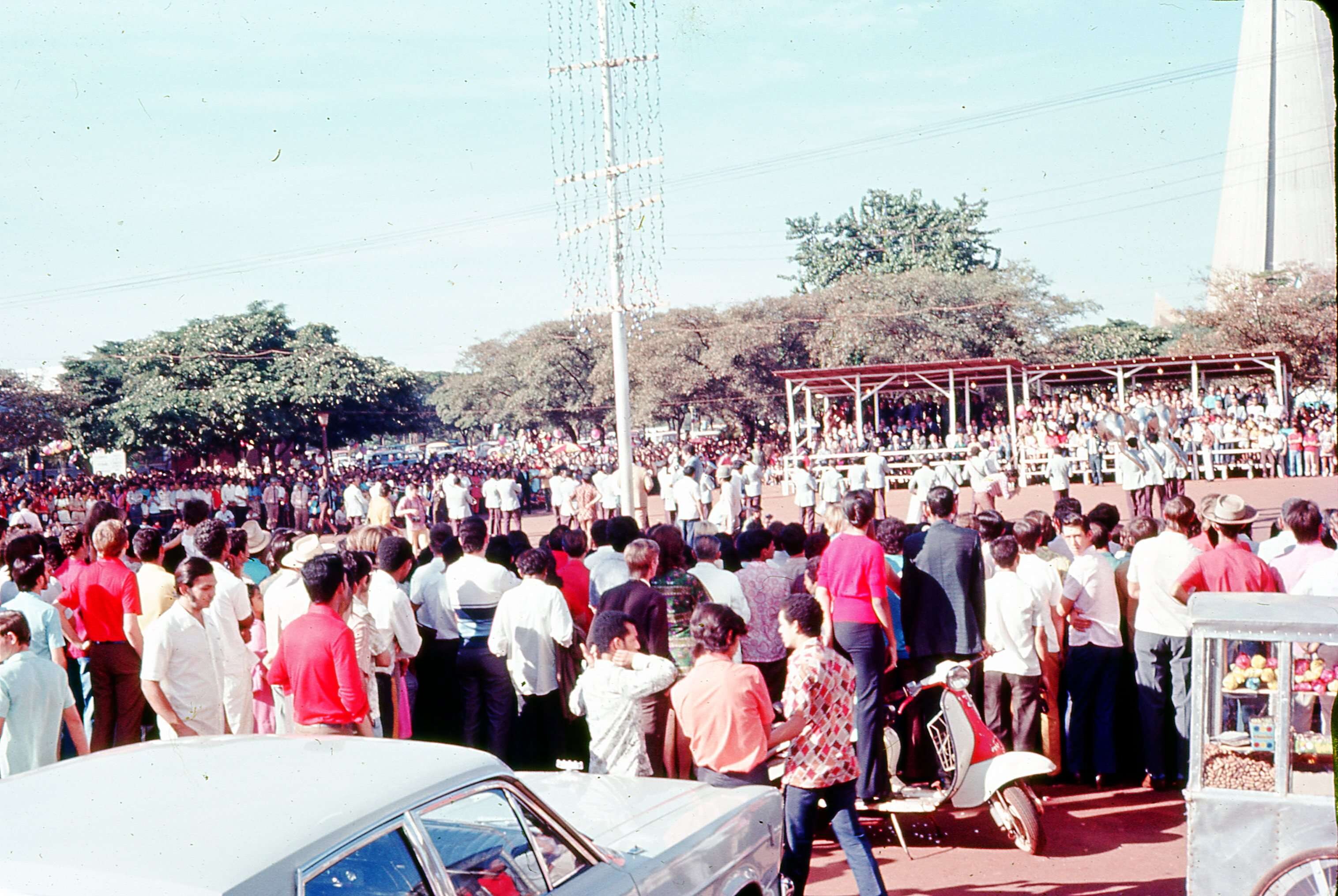 Interpretação e História no desfile de Maringá - 1971