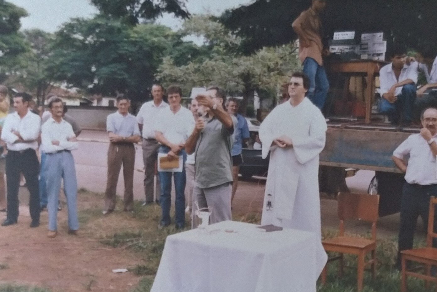 Pedra fundamental do salão da Paróquia São José Operário - 1990